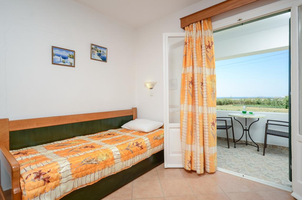 Agnadi Hotel Agia Anna  Exterior foto